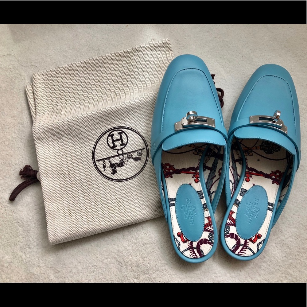 Hermès Women’s Oz Veau Slip On Mules/Slides